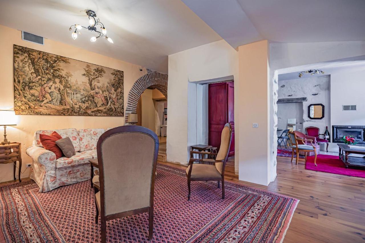 Sundrenched Relais De Poste In Serdinya エクステリア 写真