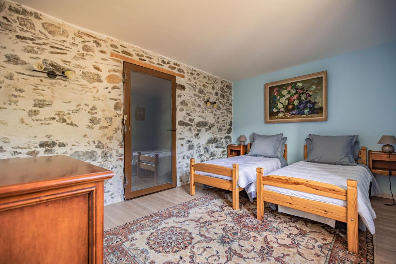 Sundrenched Relais De Poste In Serdinya エクステリア 写真