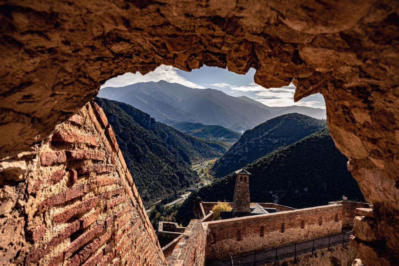 Sundrenched Relais De Poste In Serdinya エクステリア 写真