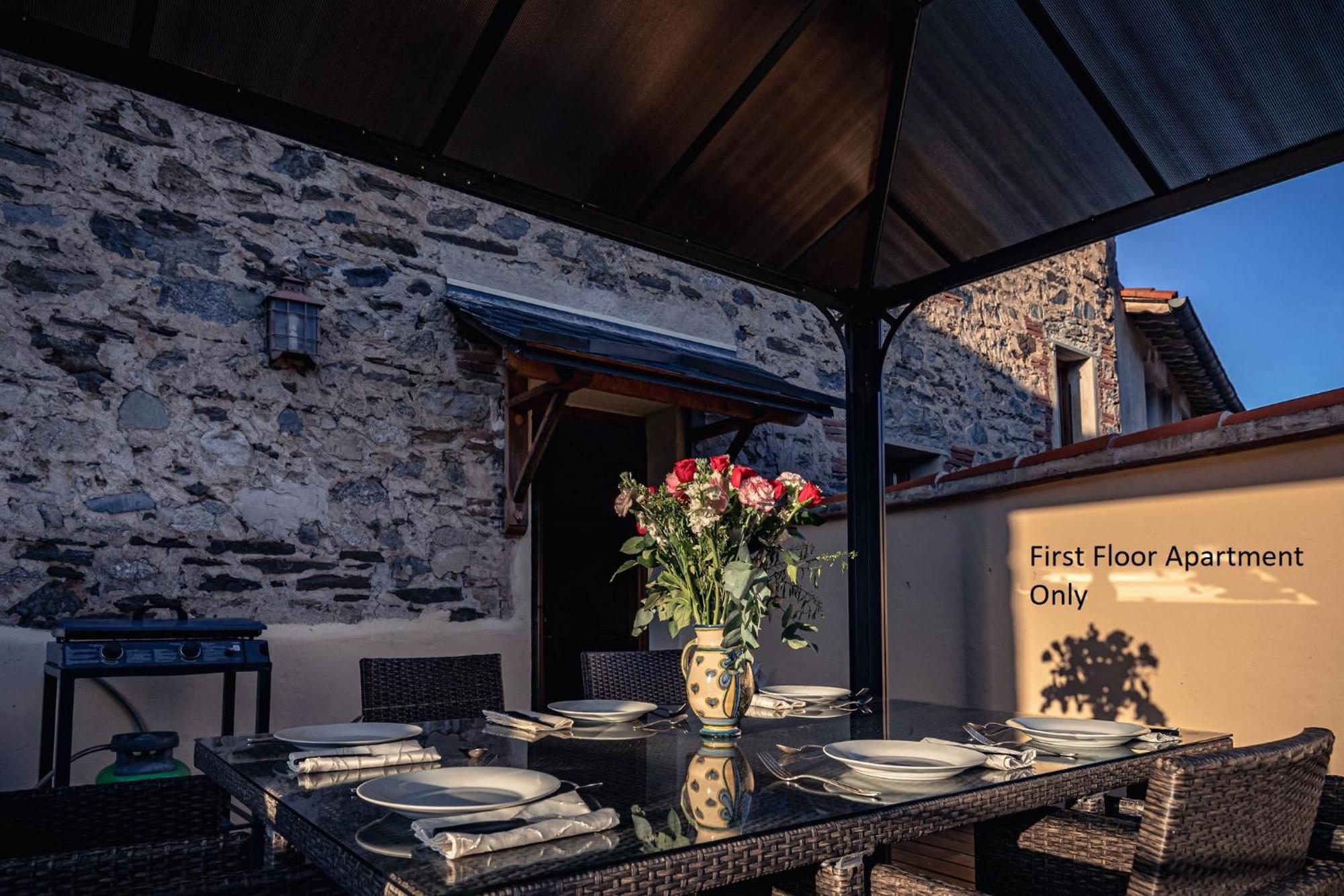 Sundrenched Relais De Poste In Serdinya エクステリア 写真